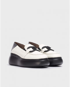 Two Tone Moccasin - OFF/BLK