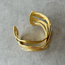 Load image into Gallery viewer, Open Weave Cuff
