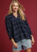 Load image into Gallery viewer, Heart Jacquard Top
