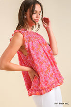 Load image into Gallery viewer, Floral Flutter Sleeve Top
