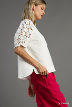 Load image into Gallery viewer, Lace Puff Sleeve Top
