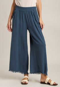 Frayed Hem Pull On Pant