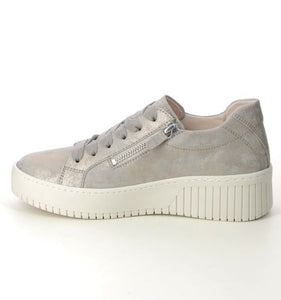 Zippers Sneaker