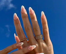 Load image into Gallery viewer, Etta Mesh Ring
