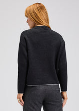 Load image into Gallery viewer, Neru Collar Sweater
