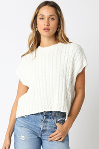 Alina Vest