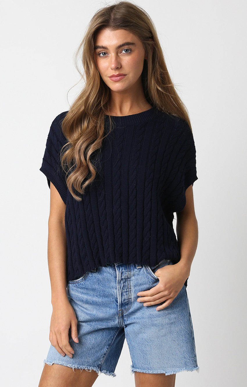 Alina Vest