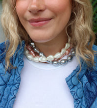 Load image into Gallery viewer, Ariel Necklace
