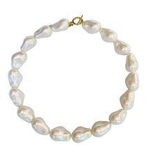 Load image into Gallery viewer, Ariel Necklace
