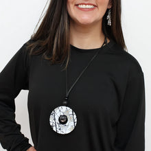 Load image into Gallery viewer, Aveline Necklace
