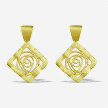 Load image into Gallery viewer, Bethania Earring
