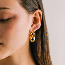 Load image into Gallery viewer, Billie Earring
