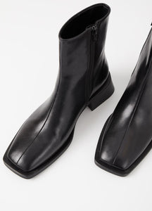Ankle SIde Zip Boot