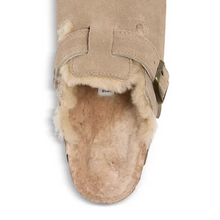 Load image into Gallery viewer, Boston Shearling Clog
