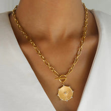 Load image into Gallery viewer, Briar Necklace
