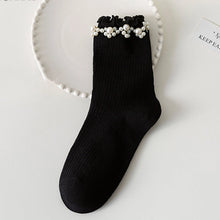 Load image into Gallery viewer, Pearl Detail Crew Socks
