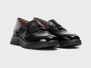 Croco Loafer