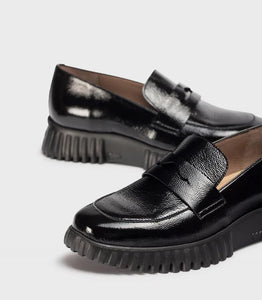 Croco Loafer