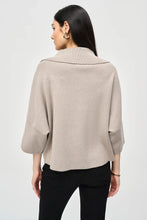 Load image into Gallery viewer, Zip Collar Sweater
