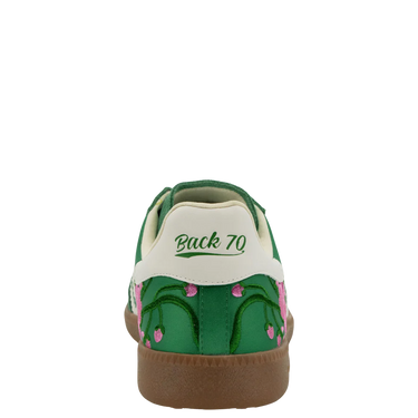 Ghost Sneaker