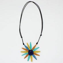Load image into Gallery viewer, Amaya Flower Necklace
