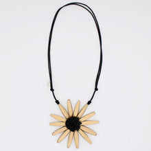 Load image into Gallery viewer, Amaya Flower Necklace
