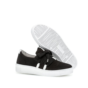 Slip On Sneaker