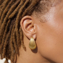 Load image into Gallery viewer, Gillian Earring
