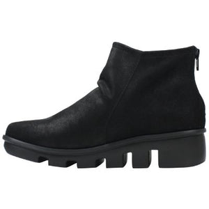 Hadirat Boot