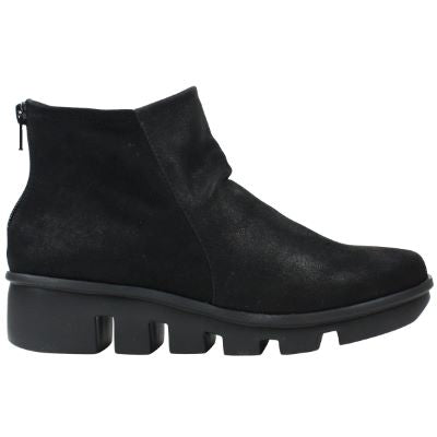 Hadirat Boot