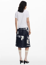 Load image into Gallery viewer, Heart Tee
