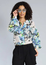 Load image into Gallery viewer, Ink Flower Shirt
