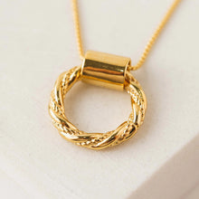 Load image into Gallery viewer, Jessie Necklace
