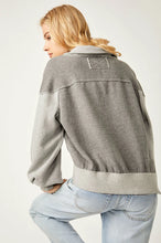 Load image into Gallery viewer, Kassey Half Zip
