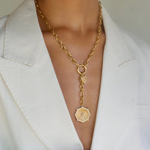 Load image into Gallery viewer, Linden Necklace
