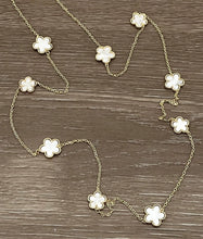 Load image into Gallery viewer, Long Clover Necklace

