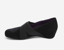 Load image into Gallery viewer, Maiya Slip On
