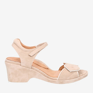 Marora Wedge