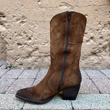 Load image into Gallery viewer, Nashville Boot
