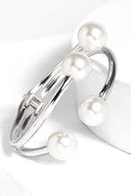 Load image into Gallery viewer, 4 Pearl Bangle Bracelet
