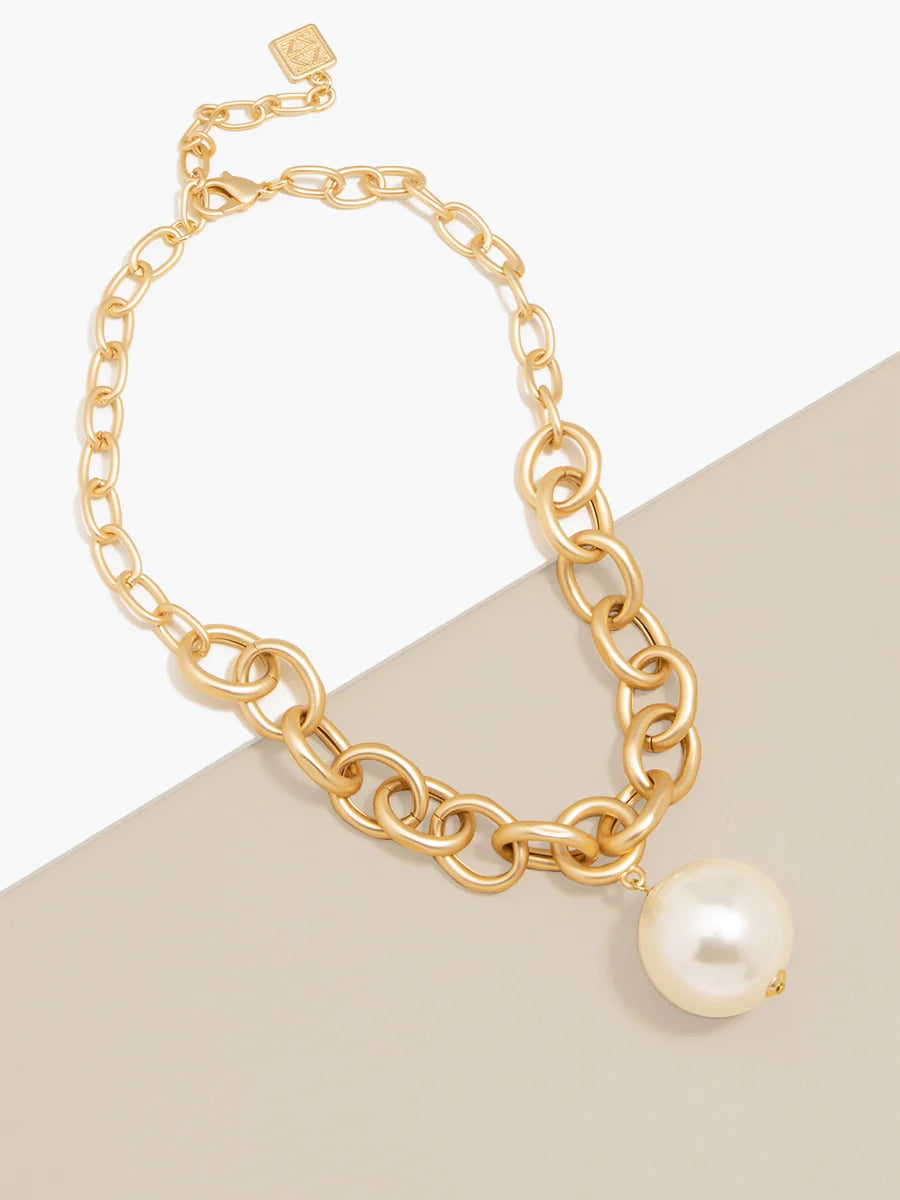 Oval Link Pearl Charm Necklace
