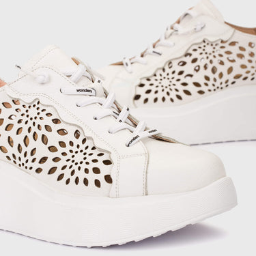 Plata Sneaker