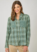 Load image into Gallery viewer, Washed Plaid Shirt
