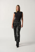 Load image into Gallery viewer, Plaid Print Pull On Pant

