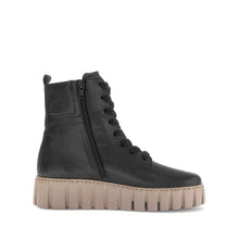 Load image into Gallery viewer, Platform Ankle Boot
