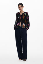 Load image into Gallery viewer, Pleated Floral Blouse
