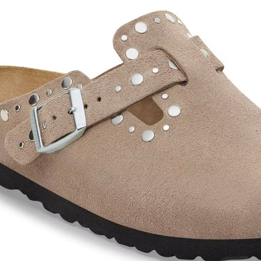 Boston Rivets Clog
