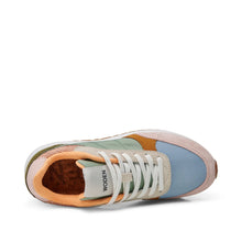 Load image into Gallery viewer, Ronja Sneaker
