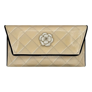 Rose Clutch