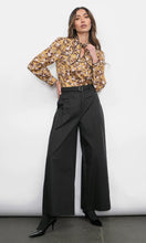Load image into Gallery viewer, Rowan Blouse

